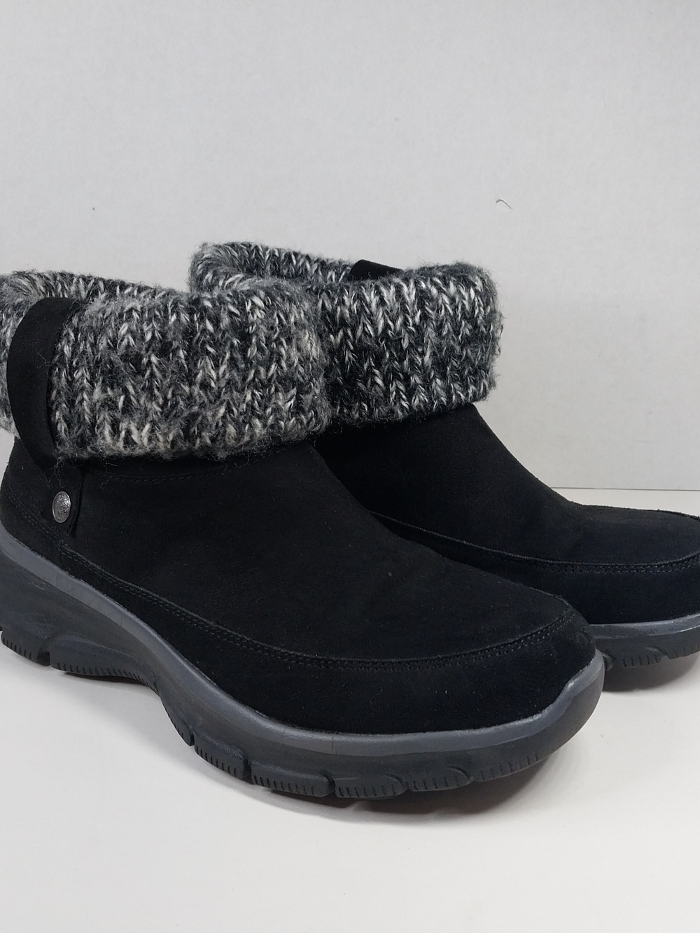 Skechers Easy Going Heightened Ankle Bootie Cabin Cozy Women's Size 8 Black Gray